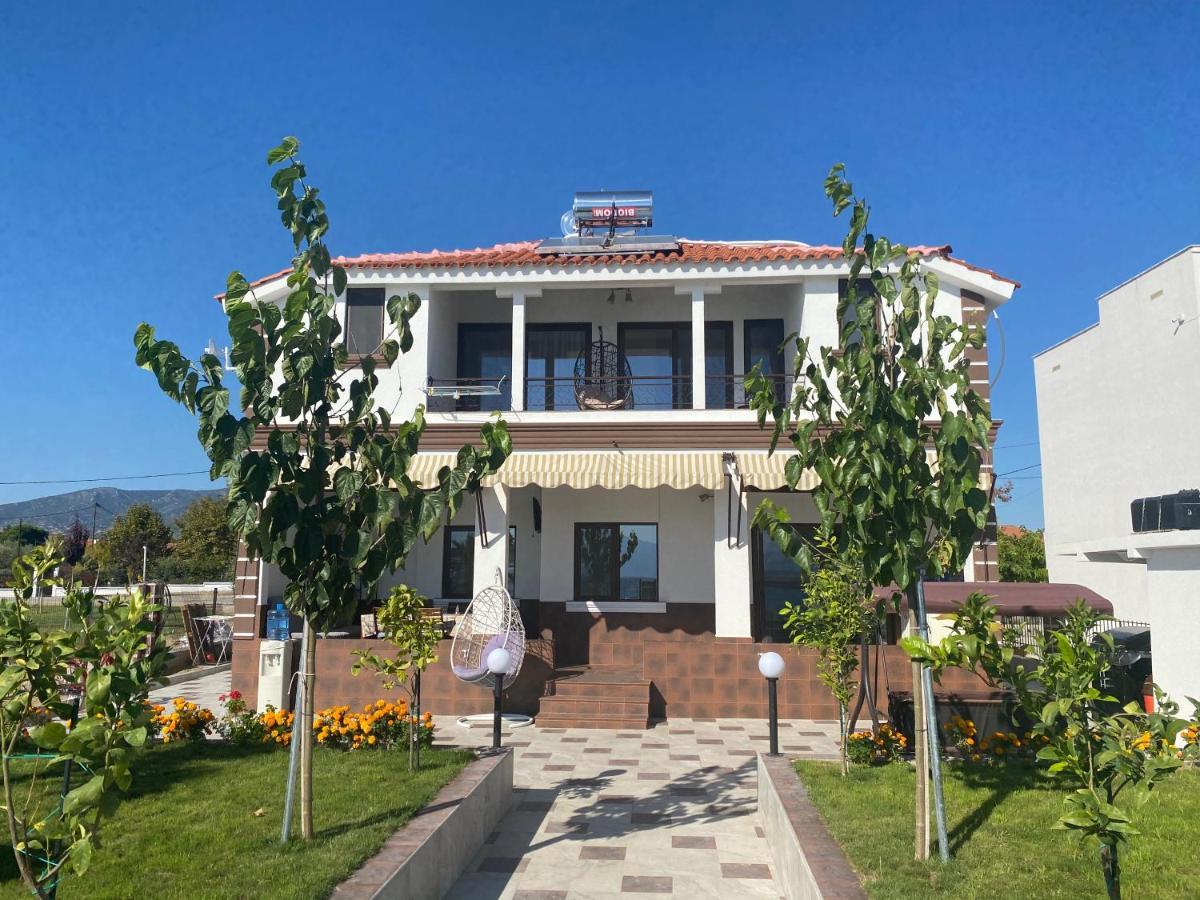 Guest House Costa 1 Karianí 外观 照片