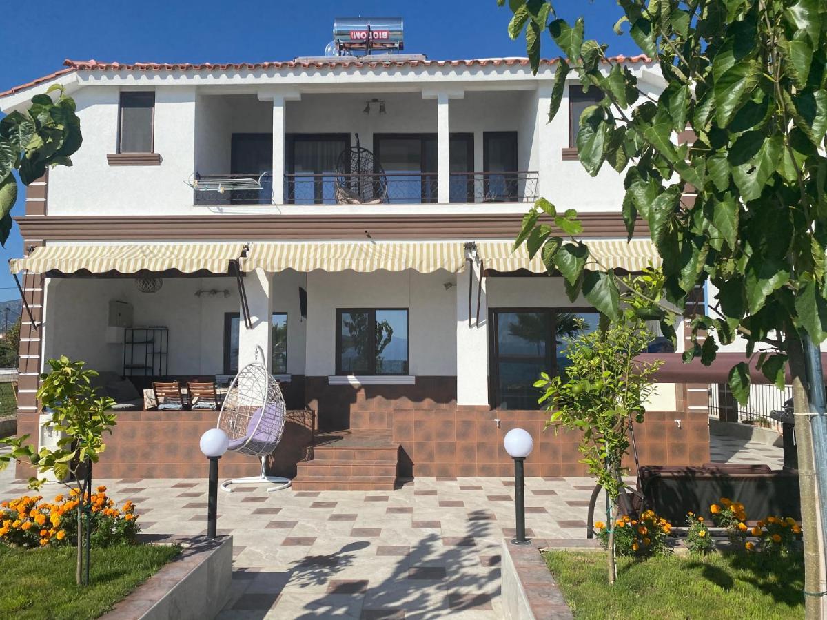 Guest House Costa 1 Karianí 外观 照片
